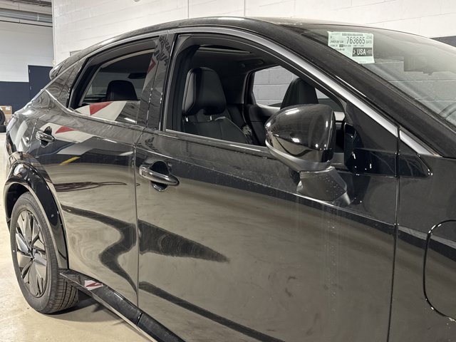 New 2025 Nissan Ariya AWD image 7