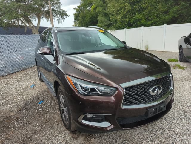 Used 2020 INFINITI QX60 Luxe w/ Essential Package