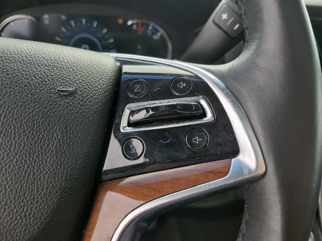 Used 2017 Cadillac Escalade Luxury AWD/4WD image 27