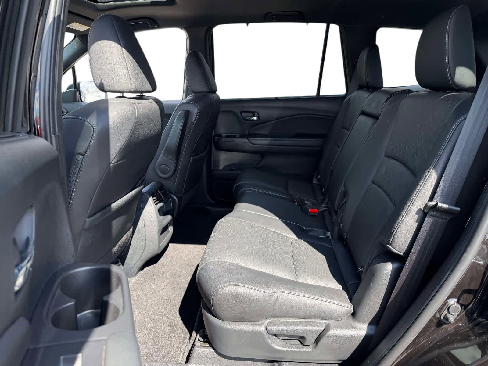 Used 2021 Honda Passport EX-L image 16
