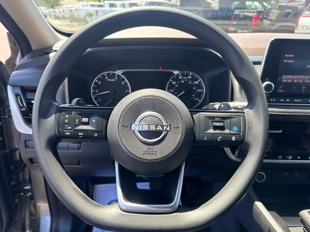 Used 2022 Nissan Rogue SV FWD image 19