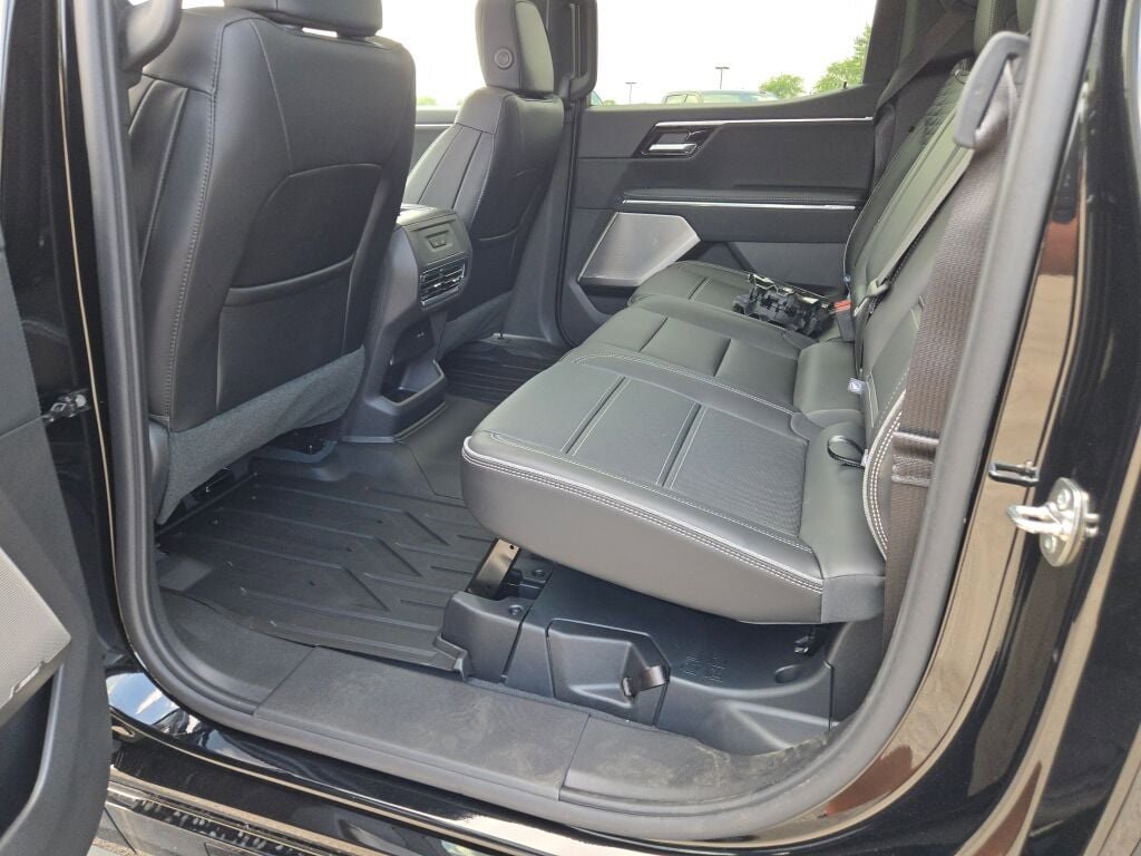 New 2026 GMC Sierra EV Denali image 18