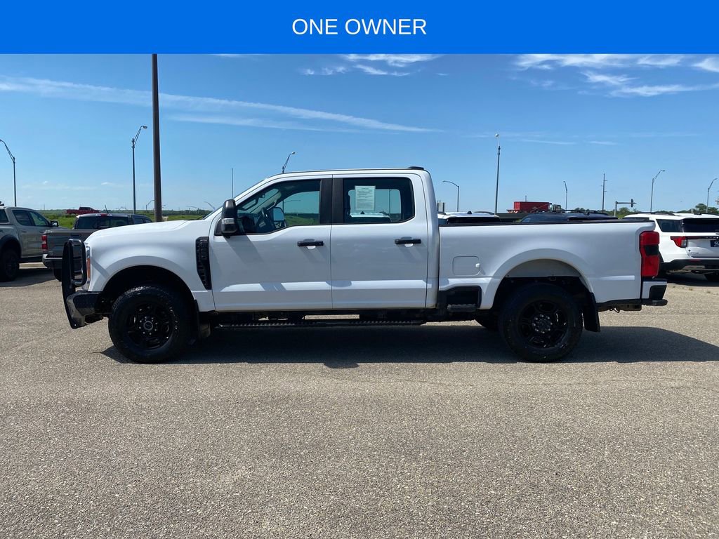 Used 2023 Ford F250 XL w/ STX Appearance Package AWD/4WD image 3