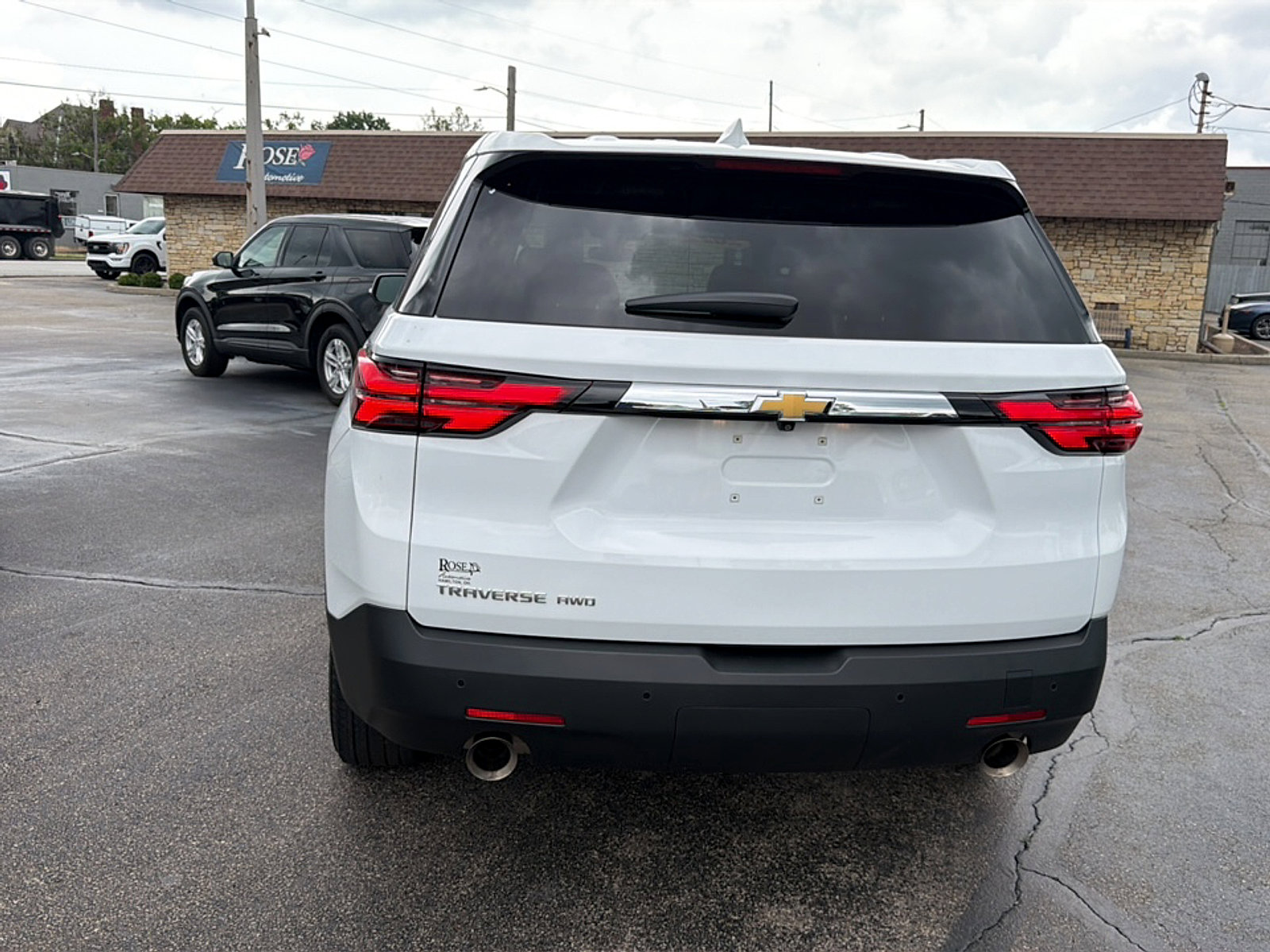 Used 2022 Chevrolet Traverse LS AWD/4WD image 6