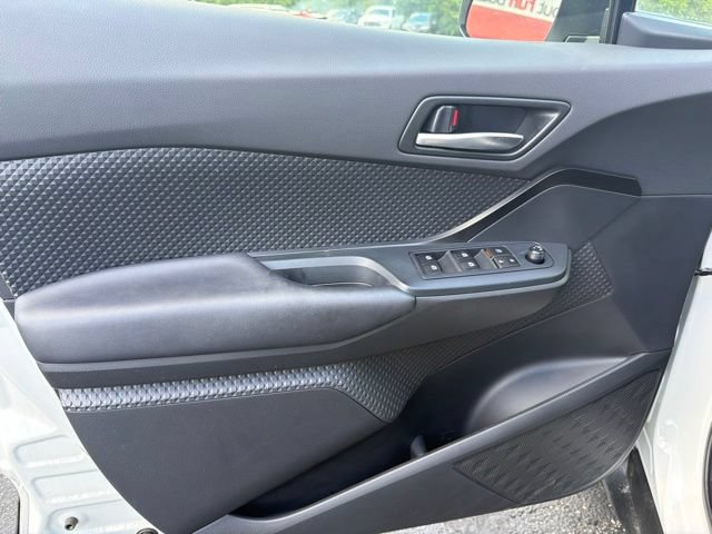Used 2019 Toyota C-HR LE FWD image 10