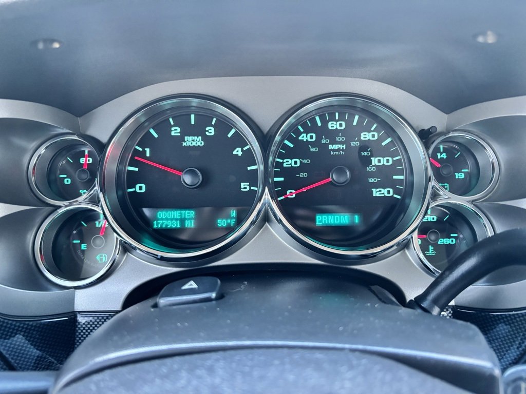 Used 2010 Chevrolet Silverado 2500 LT w/ Interior Plus Package image 3