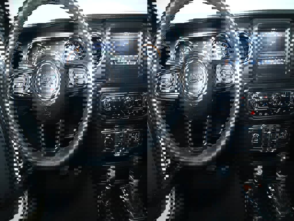 Used 2018 Jeep Wrangler Unlimited Sport S image 28