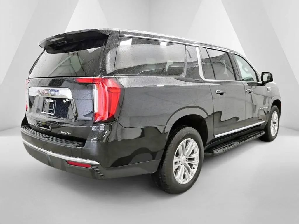 Used 2023 GMC Yukon XL SLT w/ SLT Luxury Package AWD/4WD image 7