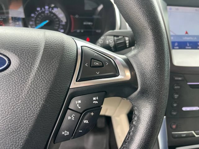 Used 2019 Ford Edge Titanium FWD image 17