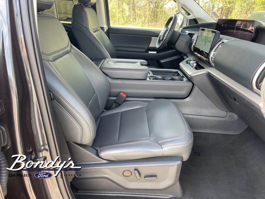 Used 2025 Ford Expedition Max Active image 18