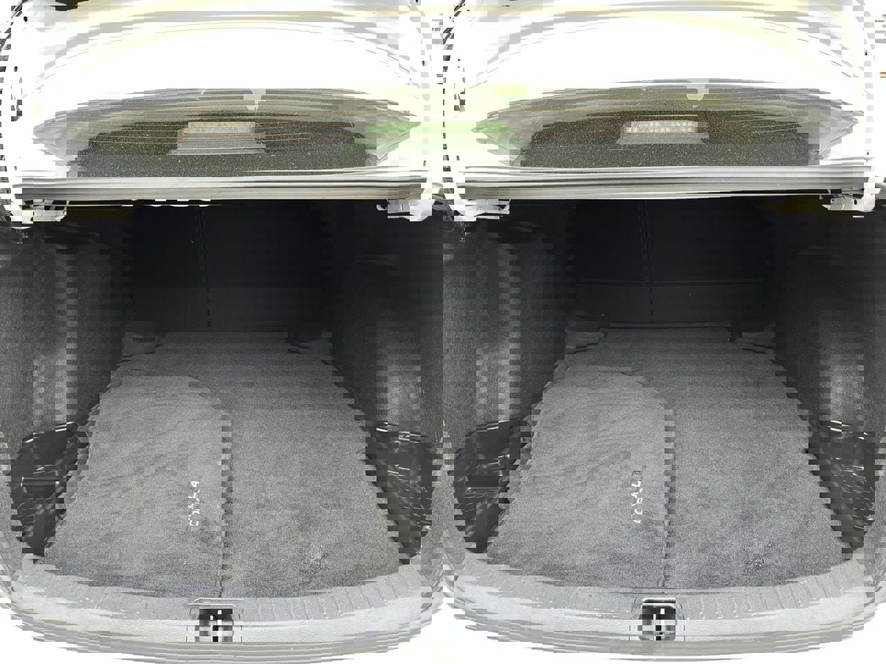 Used 2024 Toyota Corolla LE image 27