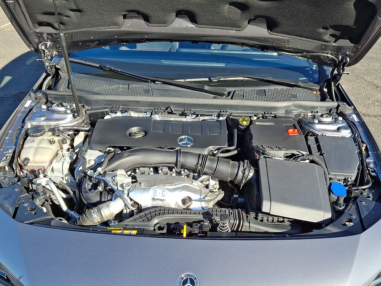 Used 2023 Mercedes-Benz CLA 250 4MATIC image 26