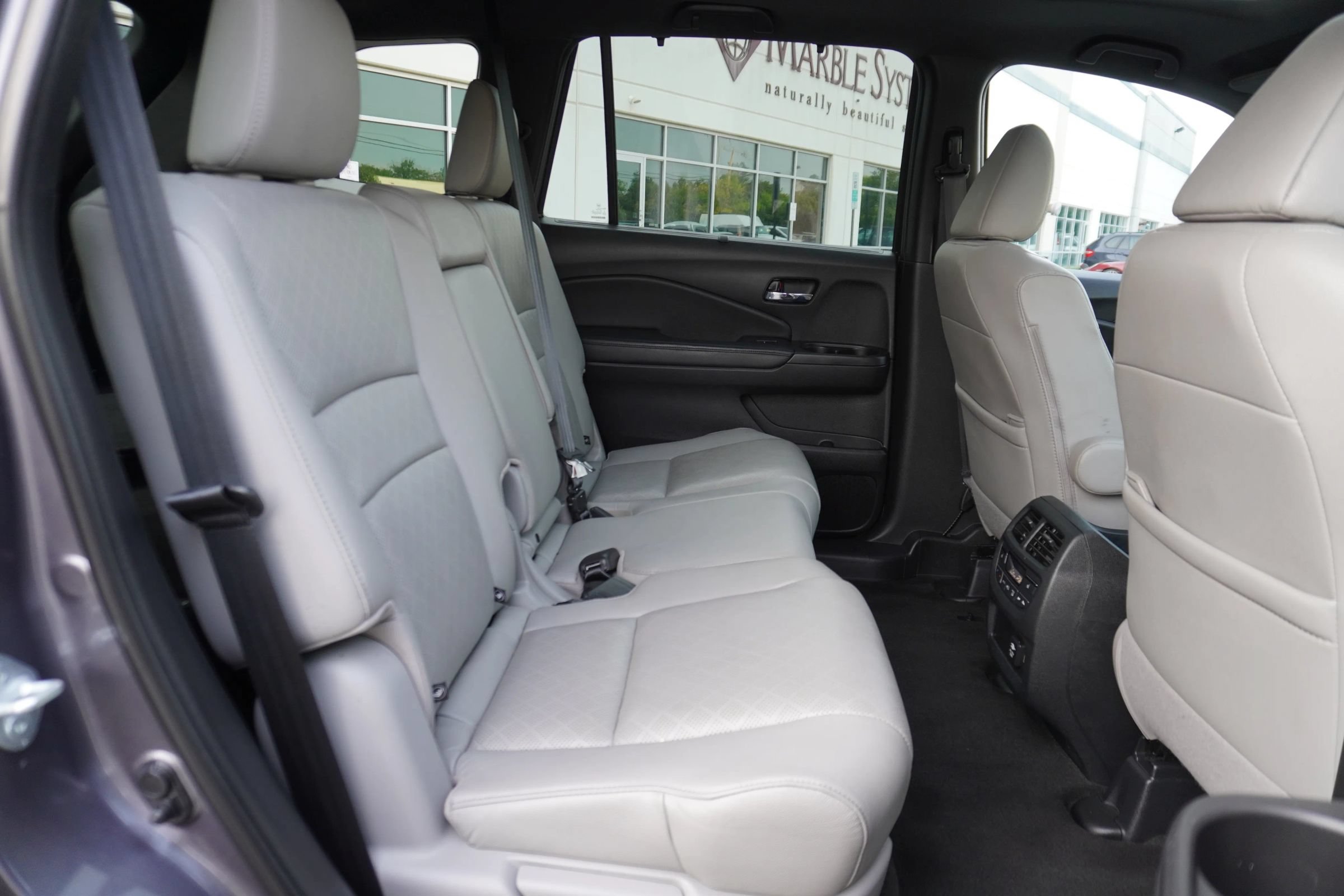 Used 2021 Honda Passport Elite image 11