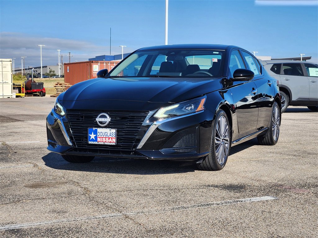 New 2025 Nissan Altima 2.5 SL image 2