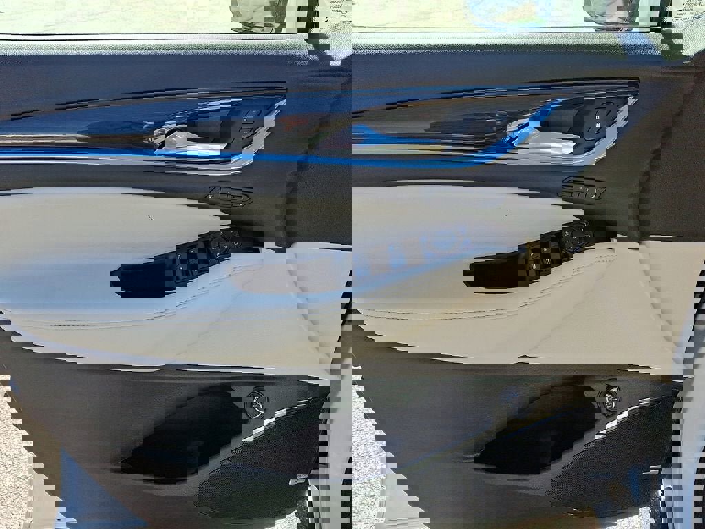 Certified 2023 Buick Enclave Premium w/ Experience Buick Package image 15