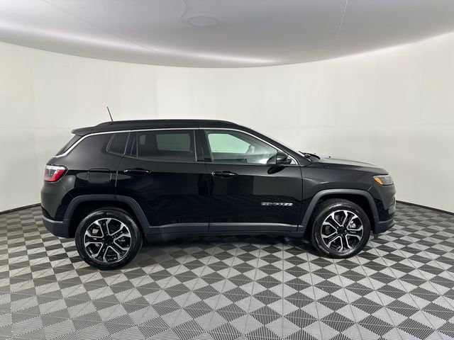 Certified 2023 Jeep Compass Limited image 10