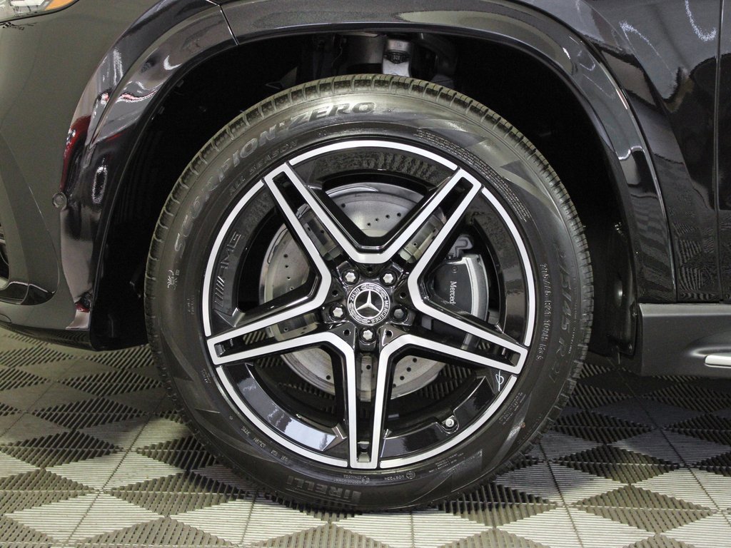 New 2026 Mercedes-Benz GLS 450 4MATIC image 36