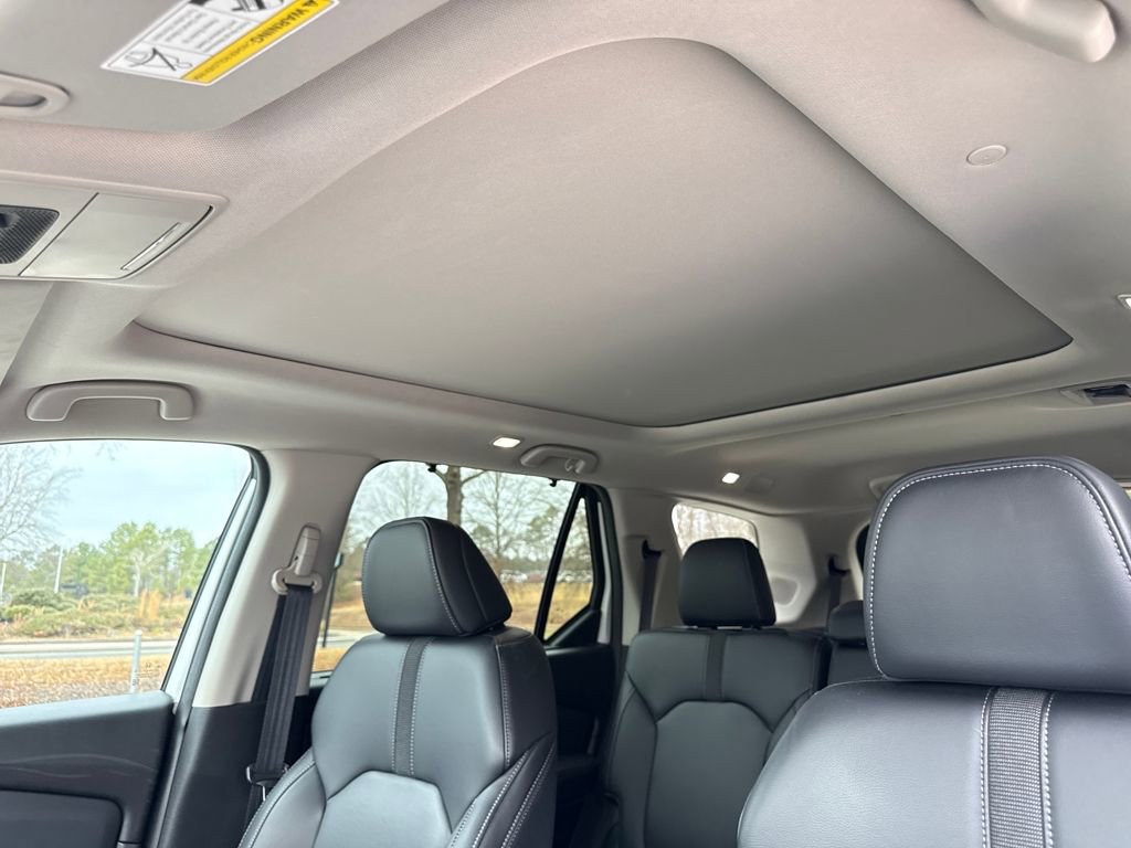 Used 2023 Honda Pilot Touring image 25