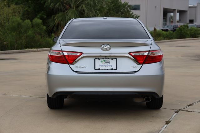 Certified 2017 Toyota Camry XSE FWD image 6