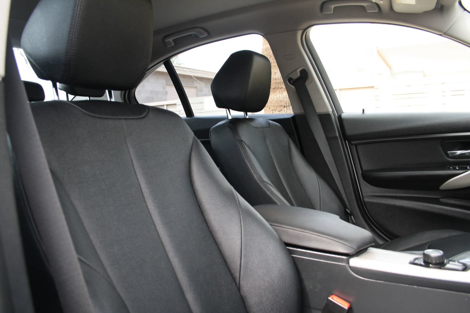 Used 2014 BMW 320i Sedan RWD image 24