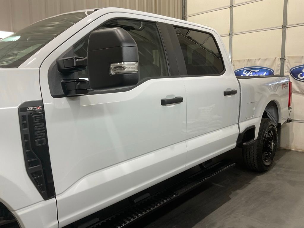 Used 2026 Ford F250 XL w/ STX Appearance Package image 5