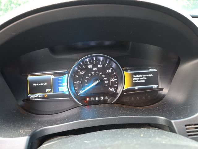 Used 2019 Ford Explorer XLT w/ Equipment Group 202A FWD image 12