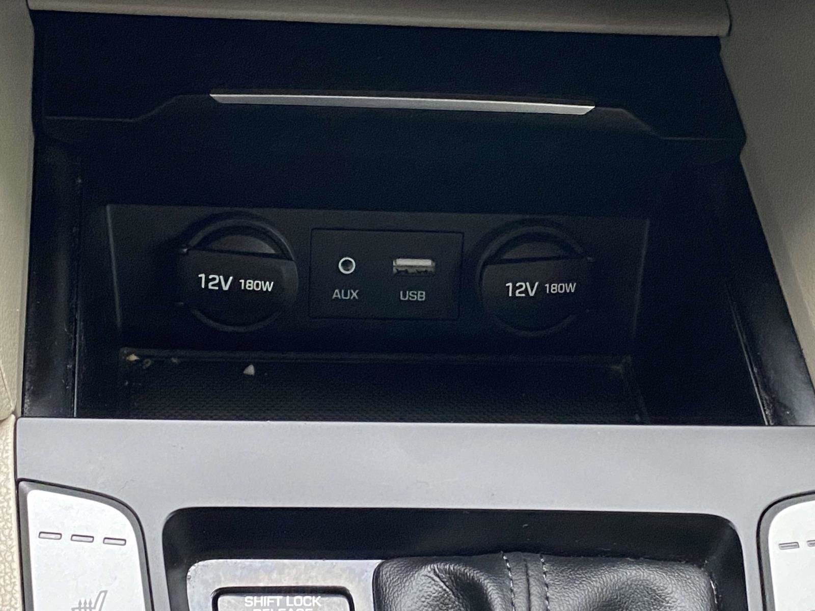 Used 2017 Hyundai Elantra Limited w/ Limited Ultimate Package 05 image 30