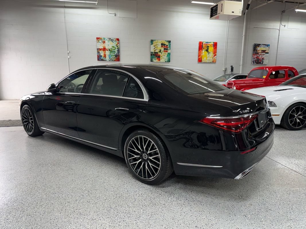 Used 2022 Mercedes-Benz S 580 4MATIC Sedan image 3