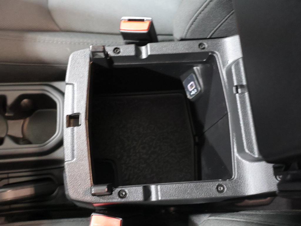 Used 2023 Jeep Wrangler Unlimited w/ Cold Weather Group AWD/4WD image 31