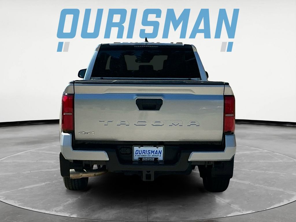 Certified 2025 Toyota Tacoma SR5 AWD/4WD image 7