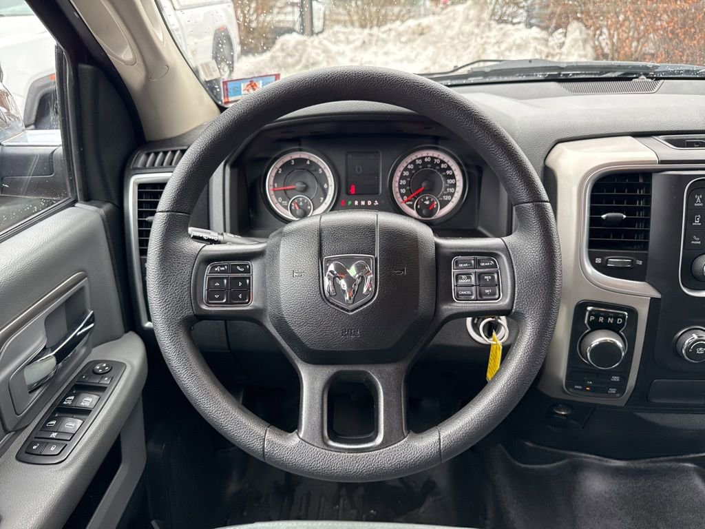 Used 2018 RAM 1500 Classic SLT image 23