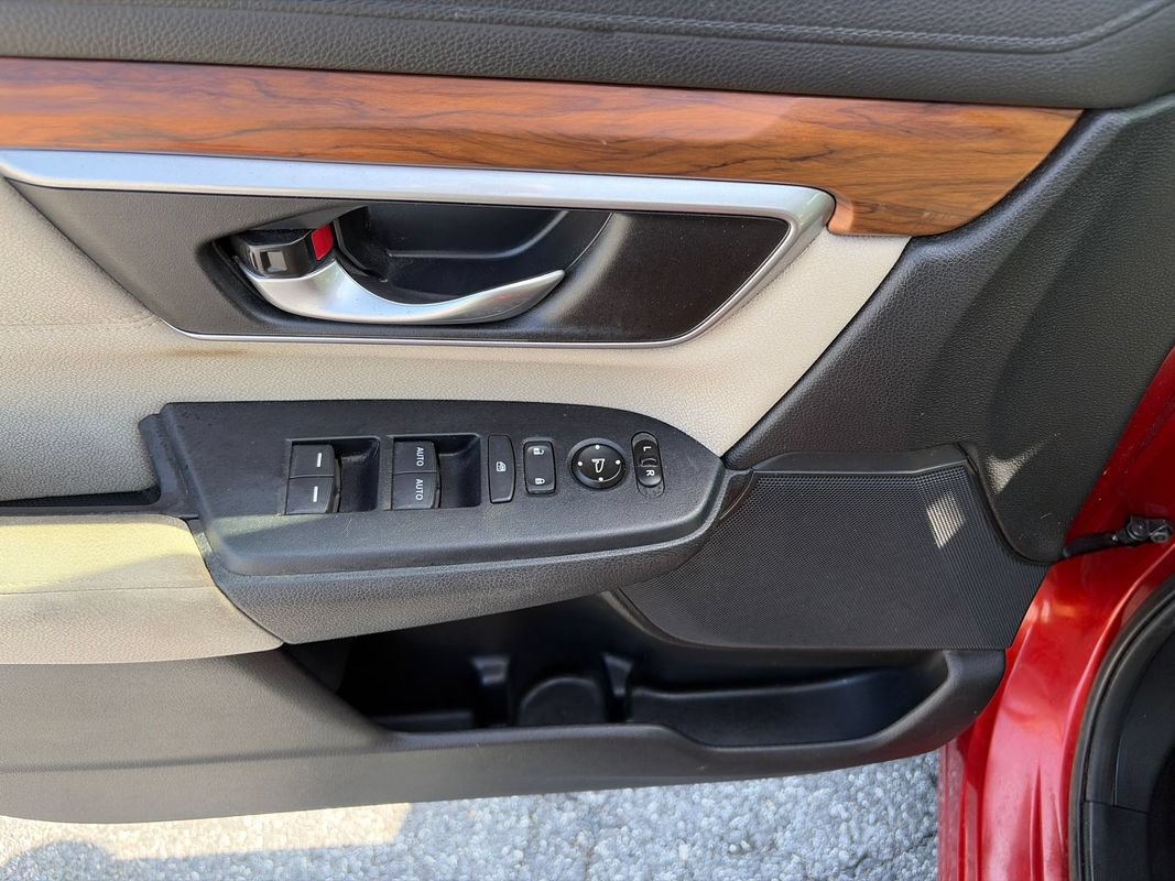 Used 2019 Honda CR-V EX image 17