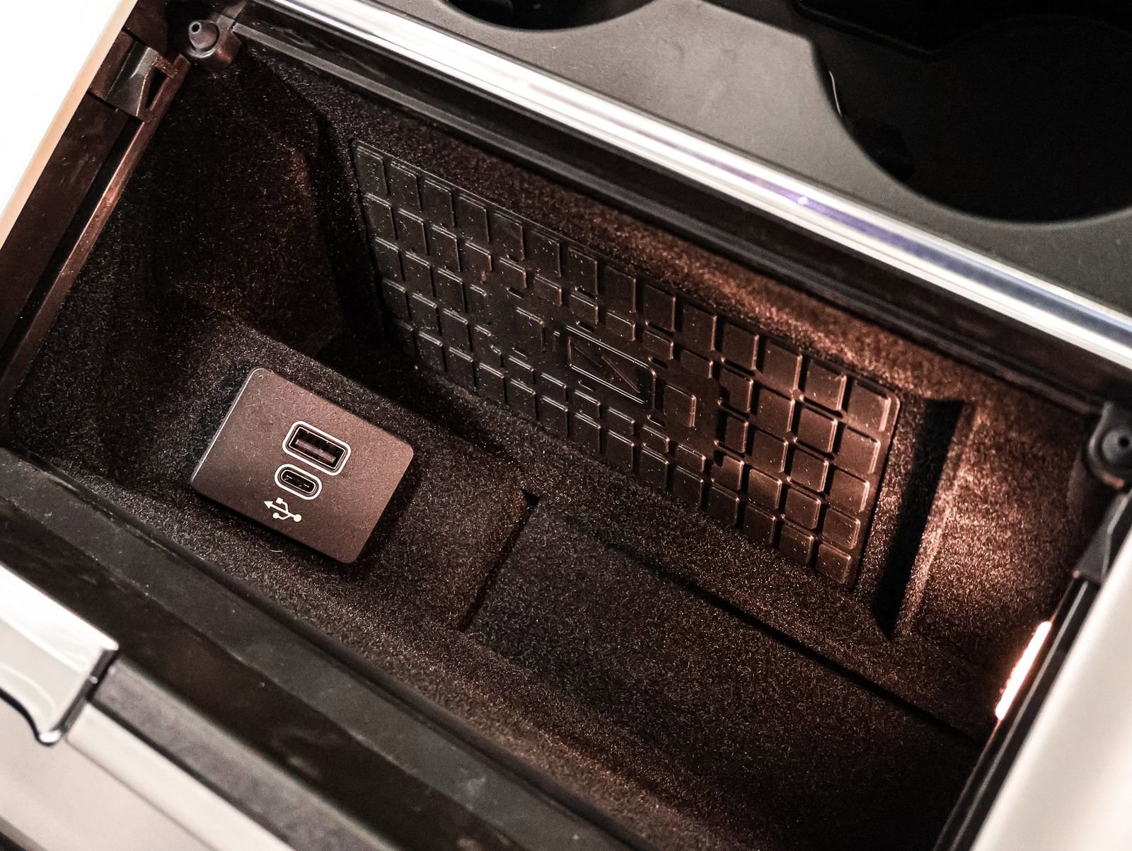 New 2026 Lincoln Navigator L Reserve w/ Jet Appearance Package image 33