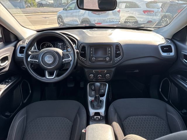 Used 2017 Jeep Compass Sport image 15