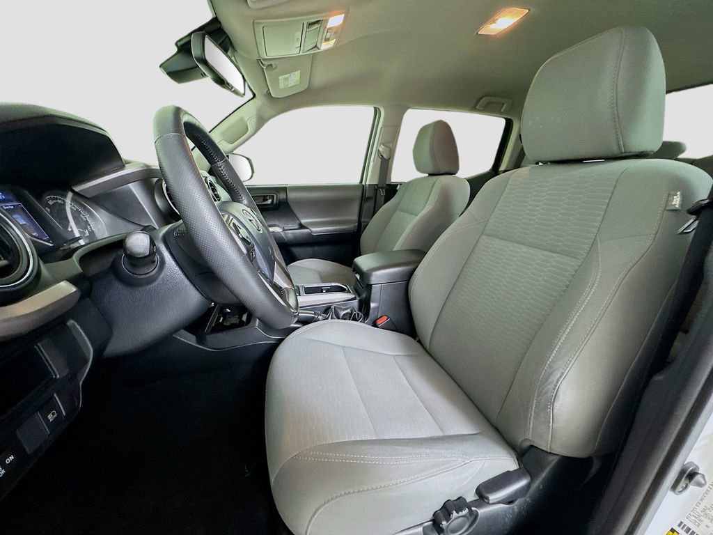 Used 2019 Toyota Tacoma SR5 image 11