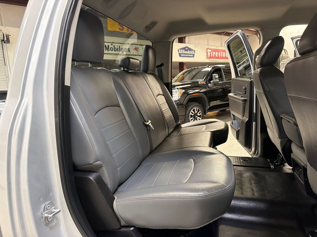 Used 2018 RAM 2500 Tradesman w/ Chrome Appearance Group AWD/4WD image 38