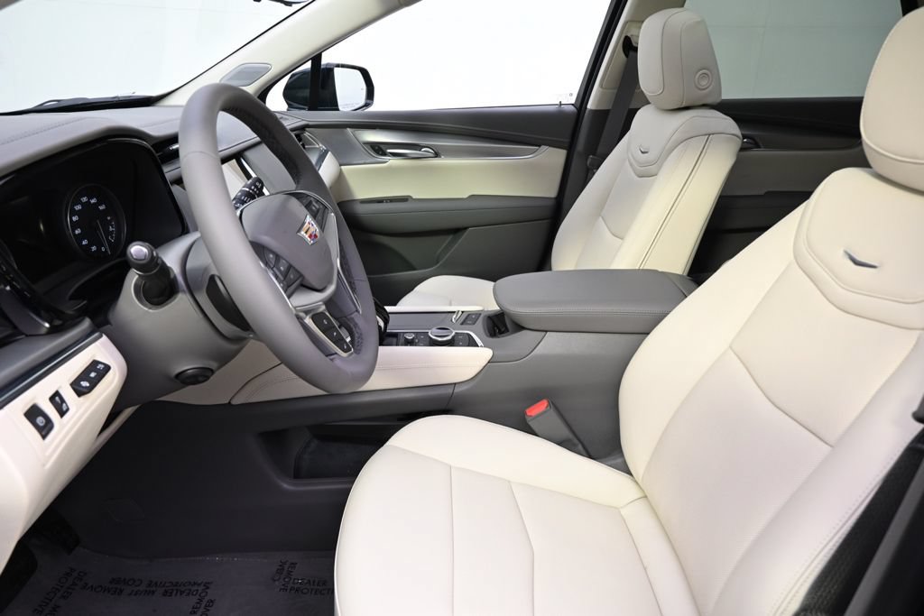 New 2026 Cadillac XT5 Premium Luxury w/ Driver Assist Package AWD/4WD image 13