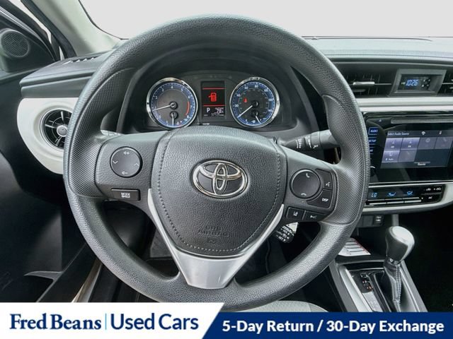 Used 2019 Toyota Corolla LE w/ Carpet Mat Package (TMS) FWD image 15