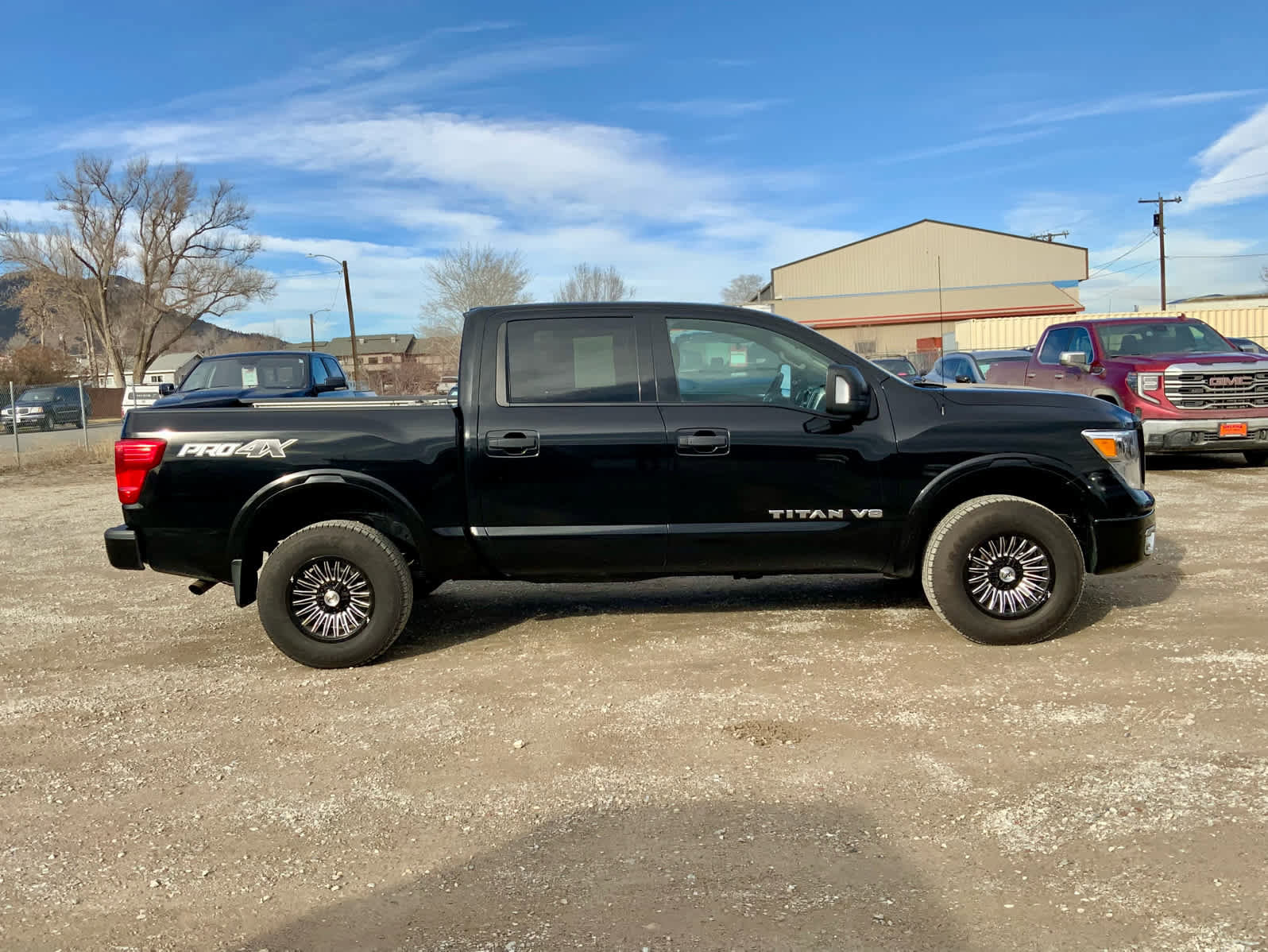 Used 2018 Nissan Titan PRO-4X image 6