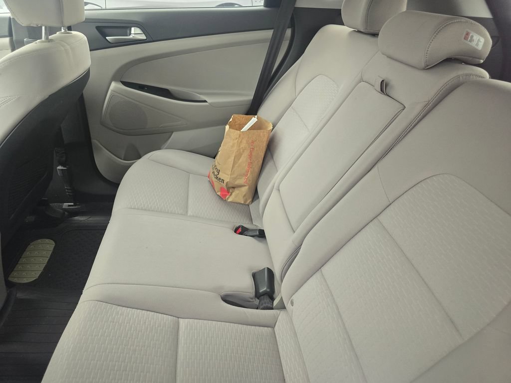 Used 2020 Hyundai Tucson SE w/ Cargo Package FWD image 22