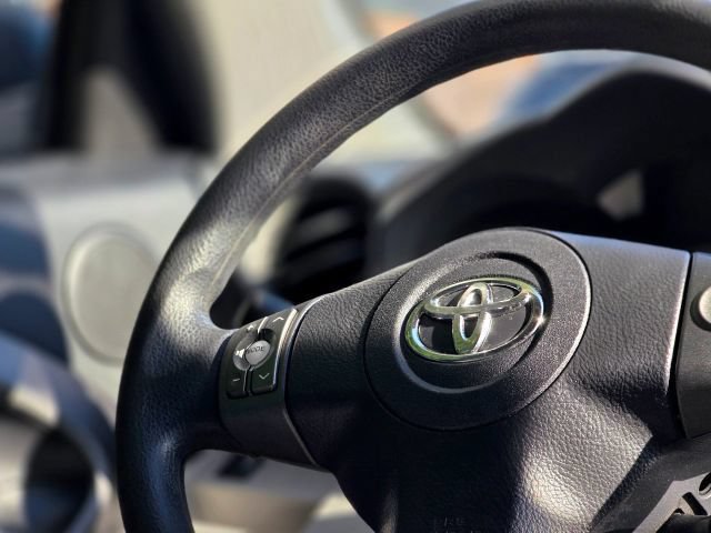 Used 2012 Toyota RAV4 FWD w/ Value Pkg image 18