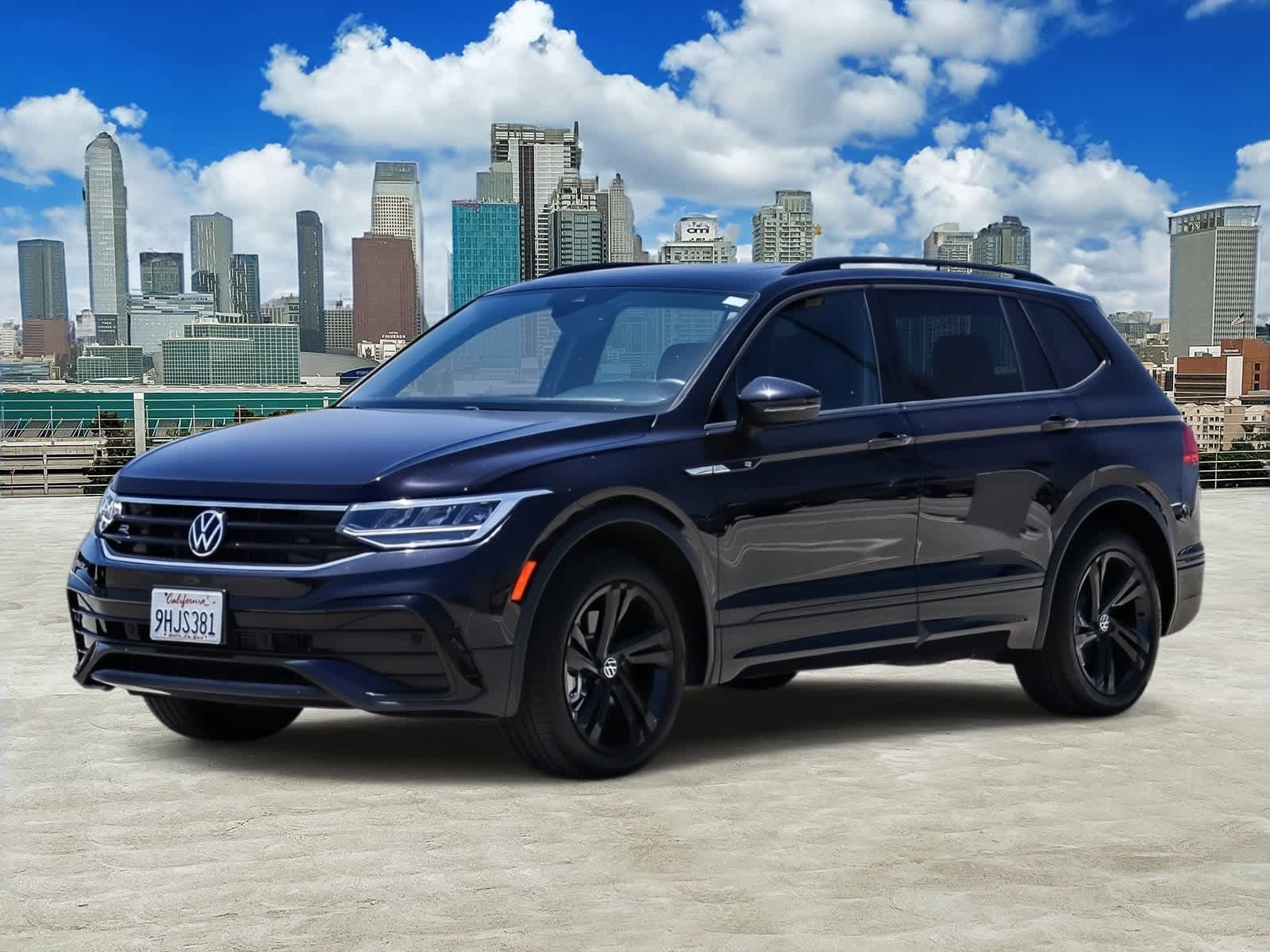 Certified 2023 Volkswagen Tiguan SE R-Line
