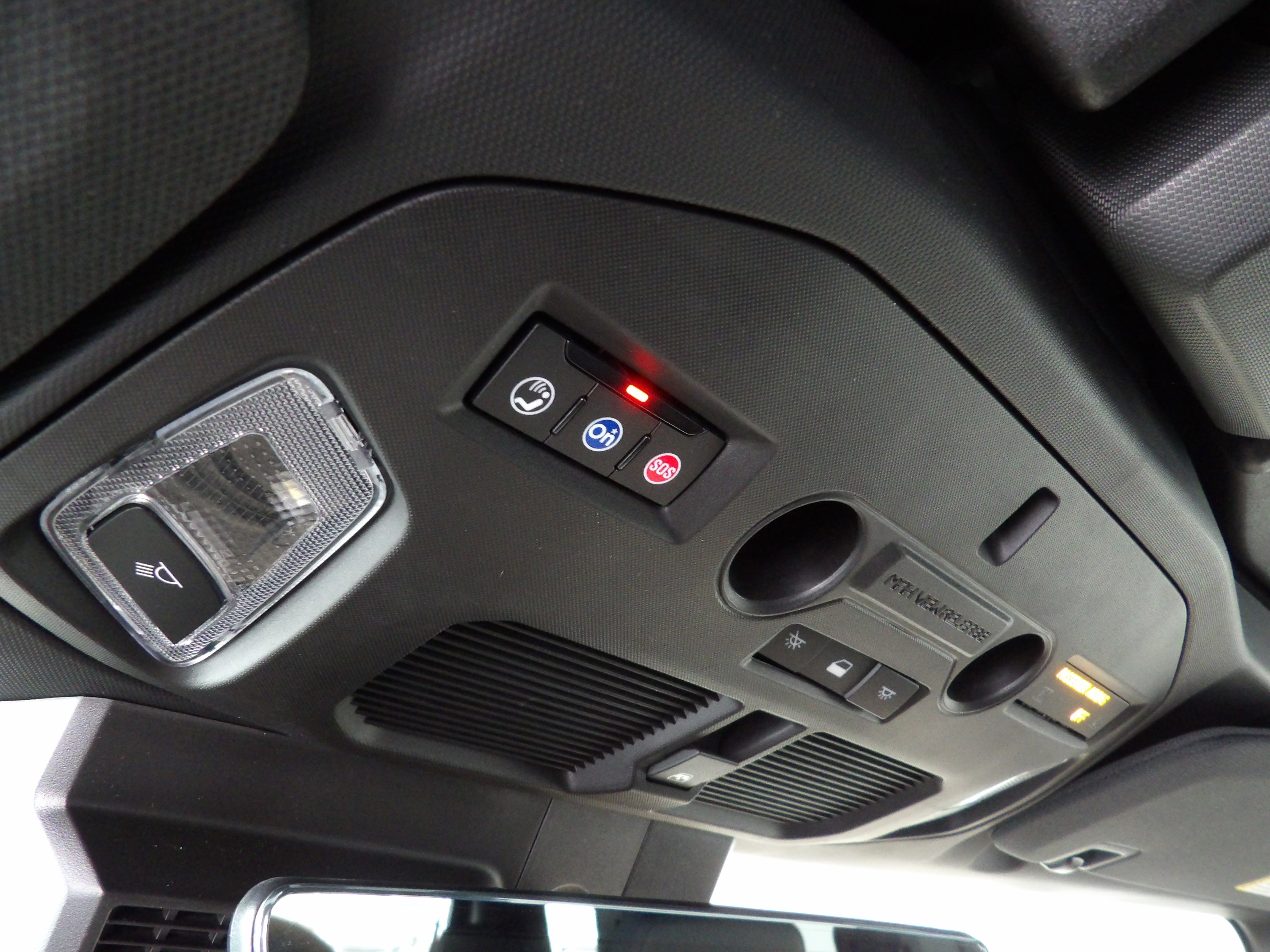 Used 2024 GMC Hummer EV 2X image 11