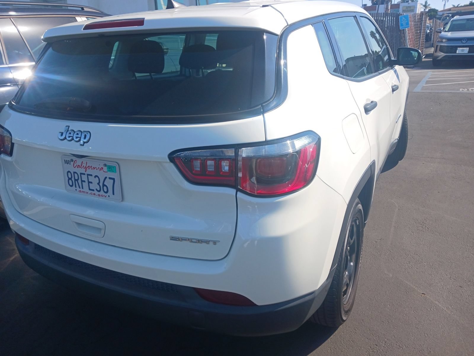 Used 2020 Jeep Compass Sport FWD image 3