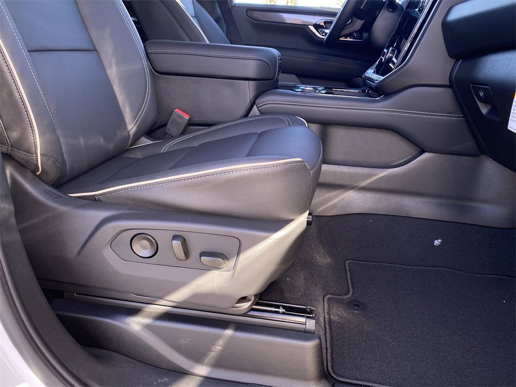 New 2026 GMC Yukon Elevation image 44