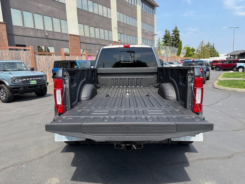 Used 2022 Ford F450 Lariat w/ Lariat Ultimate Package AWD/4WD image 22