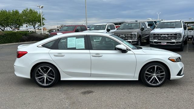 Used 2024 Honda Civic Touring image 2