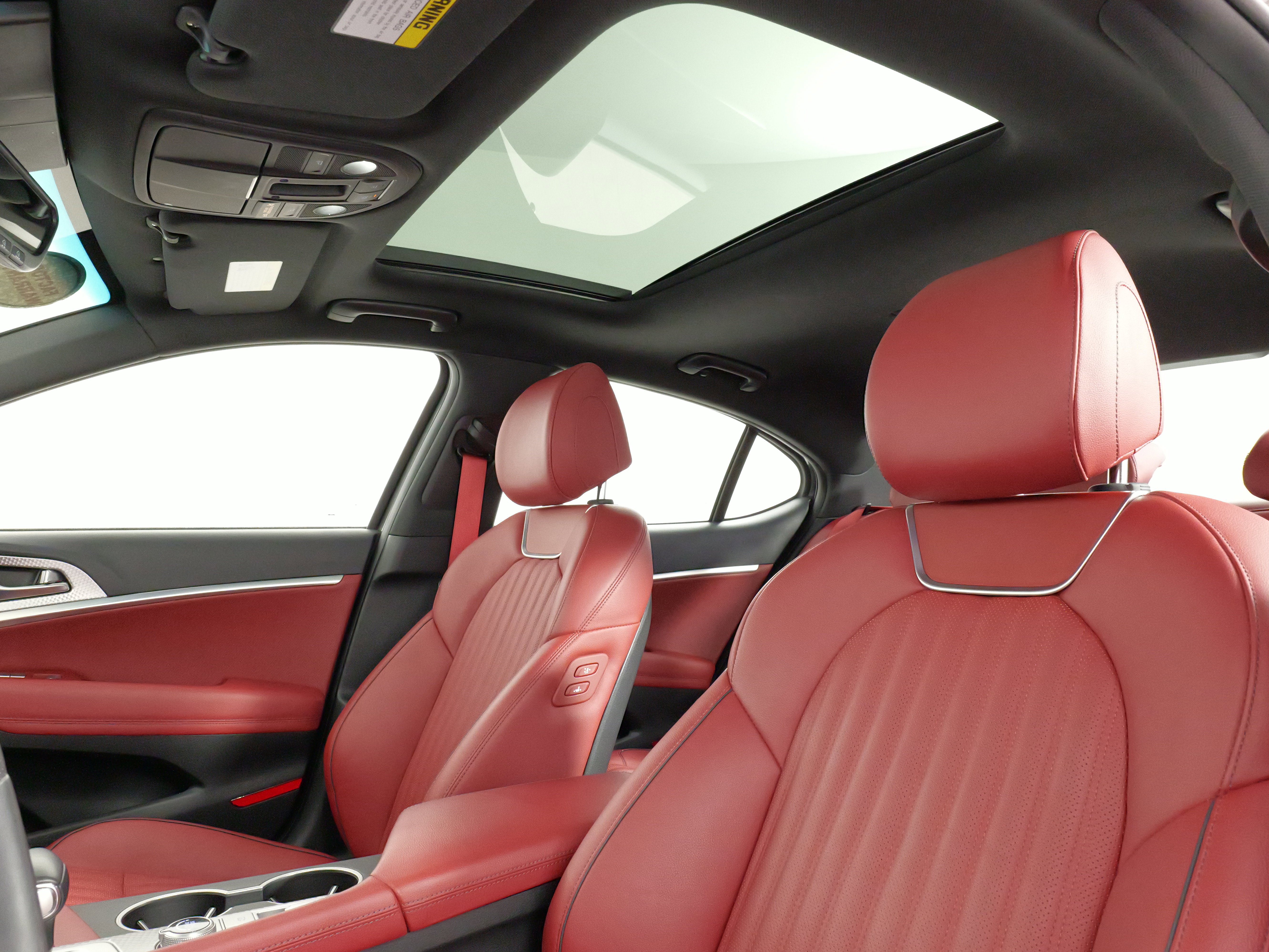 Used 2023 Genesis G70 2.0T w/ Sport Prestige Package image 29