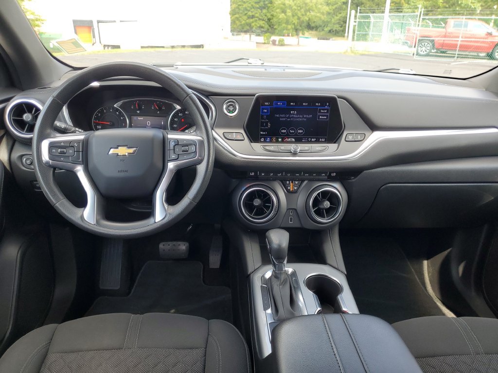 Used 2021 Chevrolet Blazer LT AWD/4WD image 24