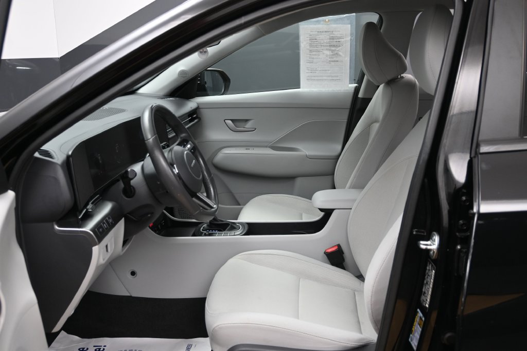 Used 2024 Hyundai Kona SEL AWD/4WD image 10